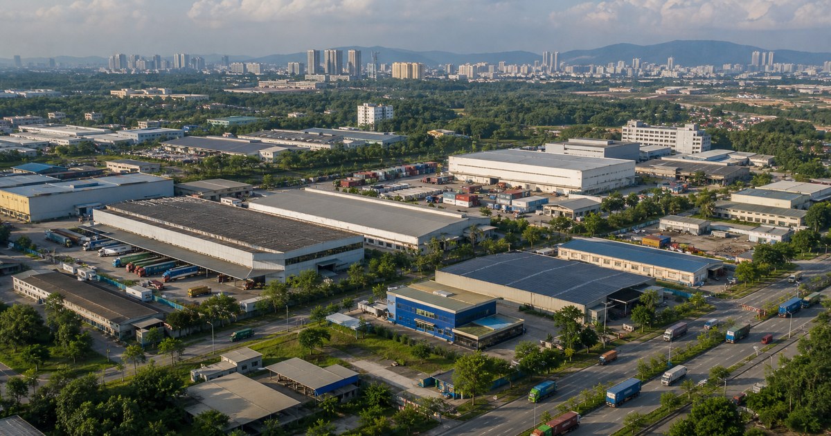 巴生谷工厂与物流建筑的航拍景观